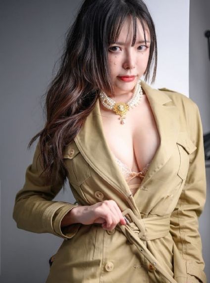 伊人久久久AV老熟妇色_720电影在线看
